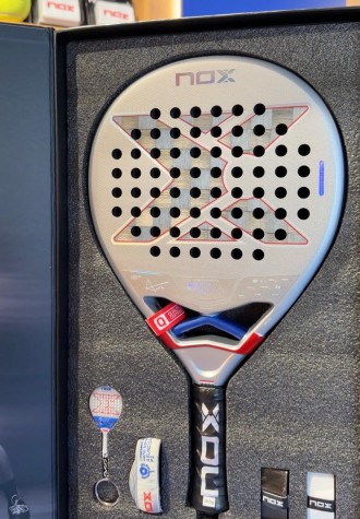 PALA NOX AT10 18K PREMIER PADEL ASUNCION P2 2026